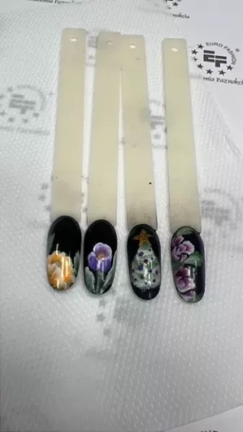 warsztaty-zdobienia-paznokci-zhostovo-14